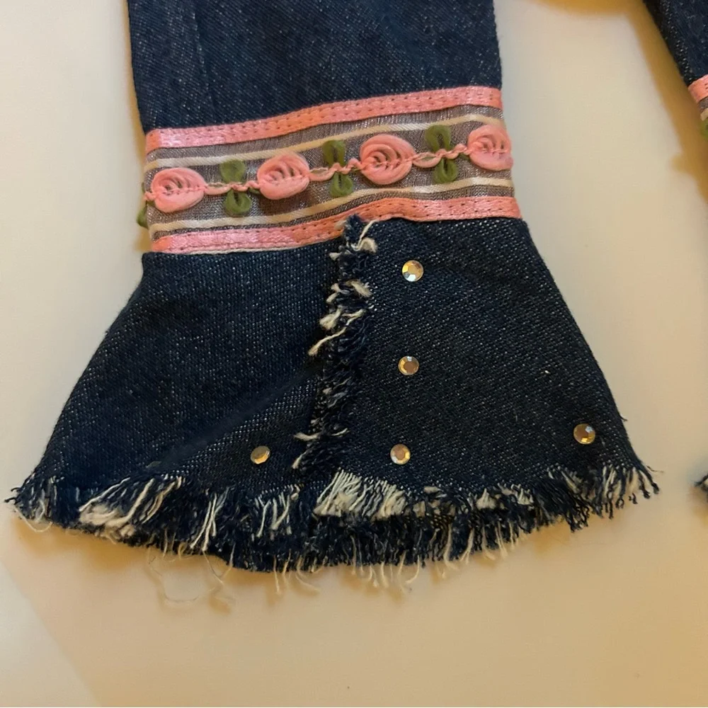18” Doll 3 Piece Set with Embellished Jeans & Bell Sleeve Top